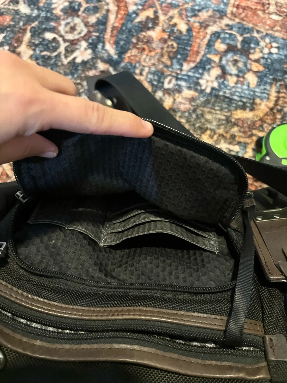 TUMI ALPHA BRAVO BLACK Black Men's Multi-Pocket Messenger Bag